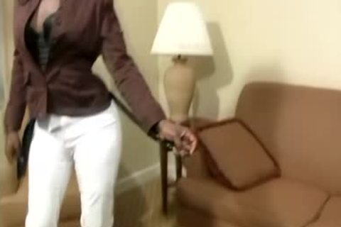 ebon lady-man Wraps mouth Around White penis