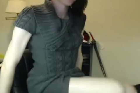 Smart amateur brunette tranny skank