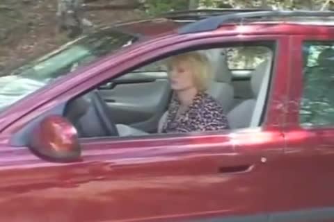 Outdoor lady-man Pickup