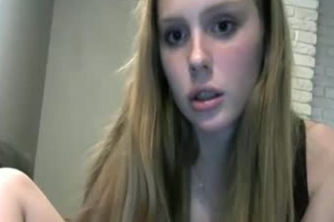 Russian Doll Face blonde eighteen Year old tranny  Camshow