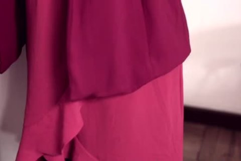 yummy tranny With large ass likes cum On Face