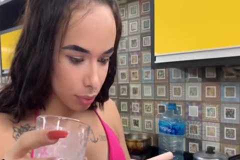 Enganei Minha Vizinha (COMPLETO NO RED)