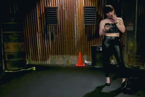 slim Street beauty bonks A large lad In The butthole