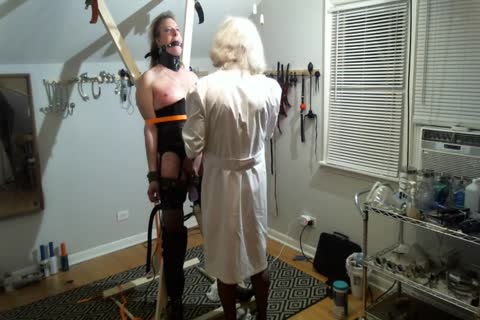 Nurse Samantha Examines Jeanne Paert 3