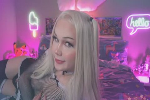 Blondelashes  Wcs