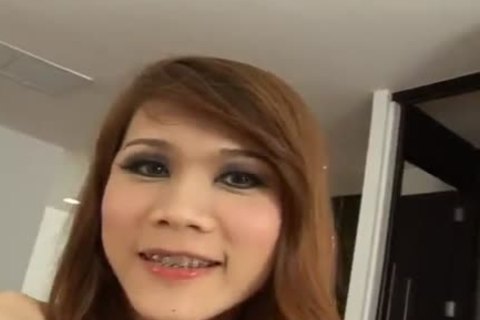 lusty Thai Ladyboy acquires pounded