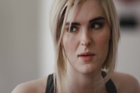 Ella Hollywood receives fucked