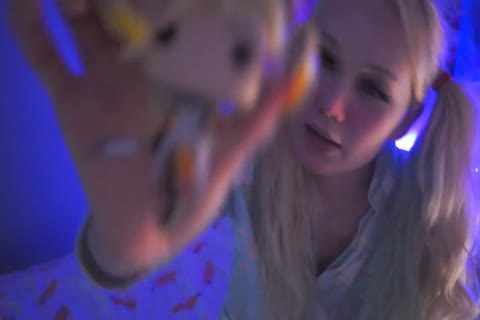 Quirky Trap Facefucked & Facialized