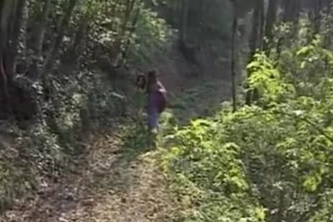 Sex In Forest ( Who Is that babe )
