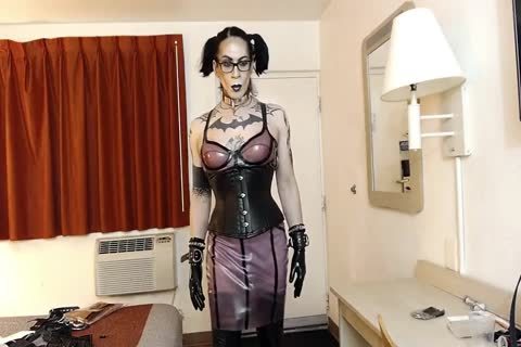 Rubber Sissy villein