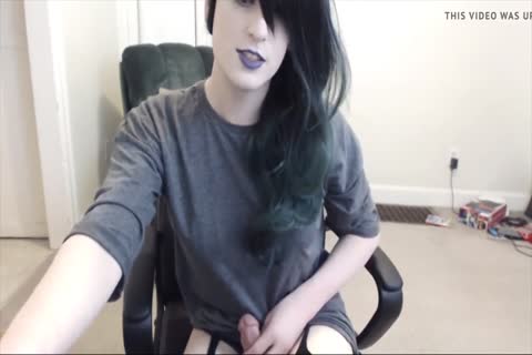 Goth Sissy Jerk Herself Off In Front Off Many schlongs