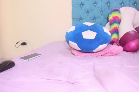 butt lady-teen large breasts latin chick lad bonks shemale