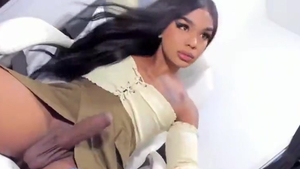 shemale Ladyboy Jerking web camera