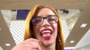 Bigboob Spex shelady Smoking And Jerking In Solo Action