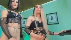 shemale And Her friend Seducing web camera Show