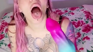 Pussy sex starring shemale