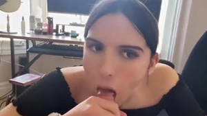 Taylor Maxx Pov Trans oral pleasure Facial