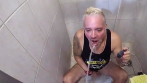Pussy fucking in company with whore Lohanny Brandao