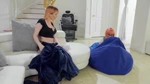 Trans Angels: Twin Orgasms: Jerking Off Together