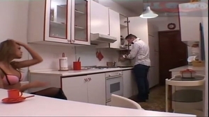 Sthowdys guymale pounded In Kitcthowdys guyn
