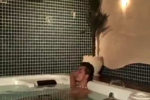 Sthis fellowmale enjoydudest Near Tthis fellow naughty Tub Macho man video scene
